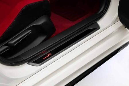 El Honda Civic Type R 2023 recibe sus primeros accesorios oficiales, incluyendo un alerón en fibra de carbono