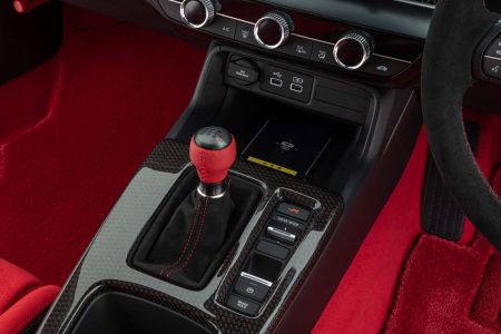 El Honda Civic Type R 2023 recibe sus primeros accesorios oficiales, incluyendo un alerón en fibra de carbono