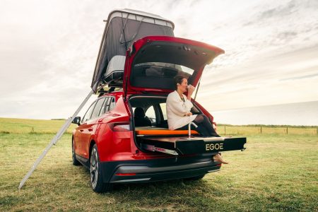 El Skoda Enyaq iV FestEVal se apunta a la moda camper