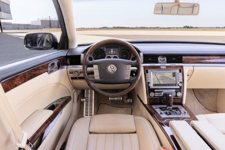 Volkswagen muestra la segunda generación del Phaeton que nunca llegó a fabricar