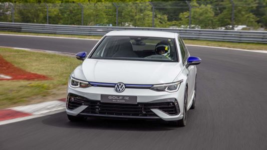 El Volkswagen Golf R 20 Aniversario ya es el 'R' de la marca más rápido en Nürburgring