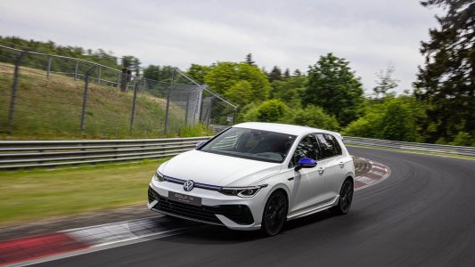 El Volkswagen Golf R 20 Aniversario ya es el 'R' de la marca más rápido en Nürburgring