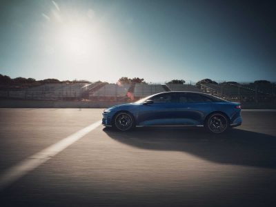 Lucid Air Sapphire: La berlina eléctrica más potente del mundo tiene más de 1.200 CV