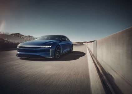 Lucid Air Sapphire: La berlina eléctrica más potente del mundo tiene más de 1.200 CV