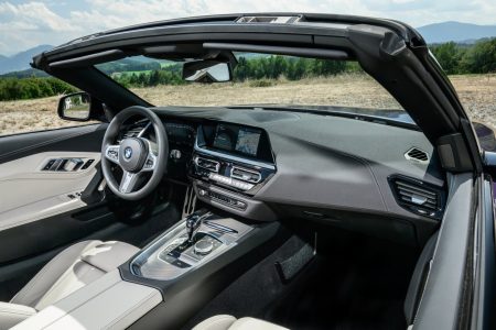 BMW Z4 2023: puesta al día con más equipamiento de serie