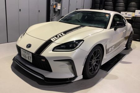 Los Toyota GR86 y Subaru BRZ estrenan un kit aerodinámico de Blitz 