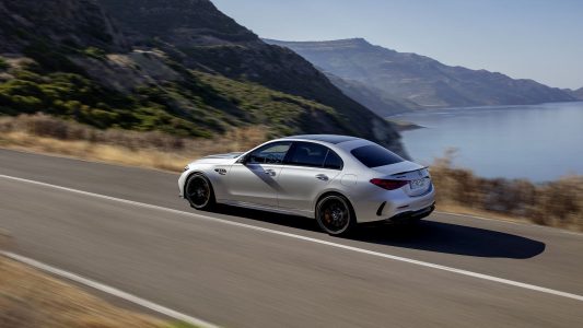 Mercedes-AMG C 63 S E PERFORMANCE: 680 CV bajo un cuatro cilindros turbo