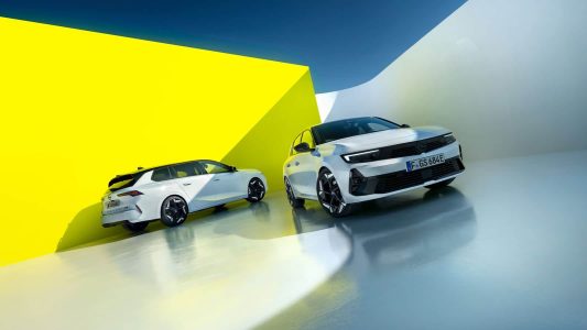 Opel Astra GSe 2022: nuevo híbrido enchufable de corte deportivo