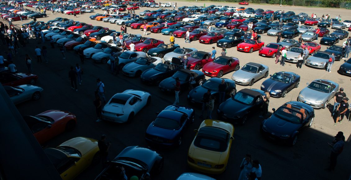 Mazda_MX-5_Guinness_World_Record_018_highres