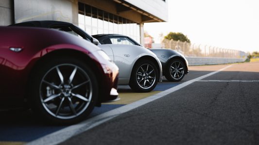 Récord Guiness: 707 Mazda MX-5 se han dado cita en Italia