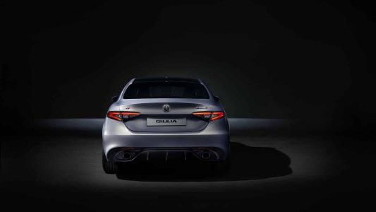 Alfa Romeo Giulia 2023: por fin llegan los faros Matrix LED y la instrumentación digital