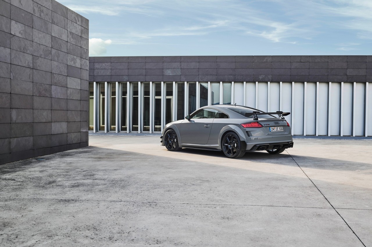 Audi TT RS Iconic Edition: celebrando el 25 aniversario con 100 unidades