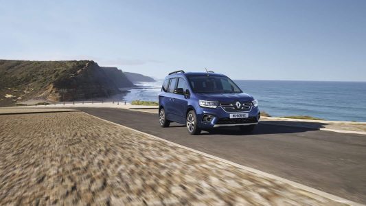 Renault Kangoo E-Tech Combispace: así es la versión de pasajeros