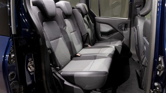 Renault Kangoo E-Tech Combispace: así es la versión de pasajeros