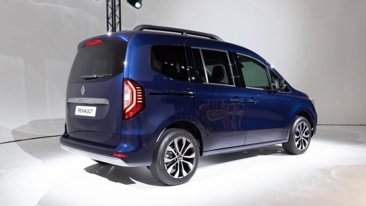 Renault Kangoo E-Tech Combispace: así es la versión de pasajeros