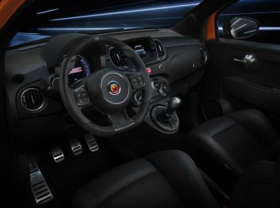 Abarth 595 y 695 2023: ¿el último aliento antes de electrificarse?