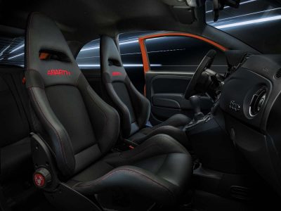 Abarth 595 y 695 2023: ¿el último aliento antes de electrificarse?