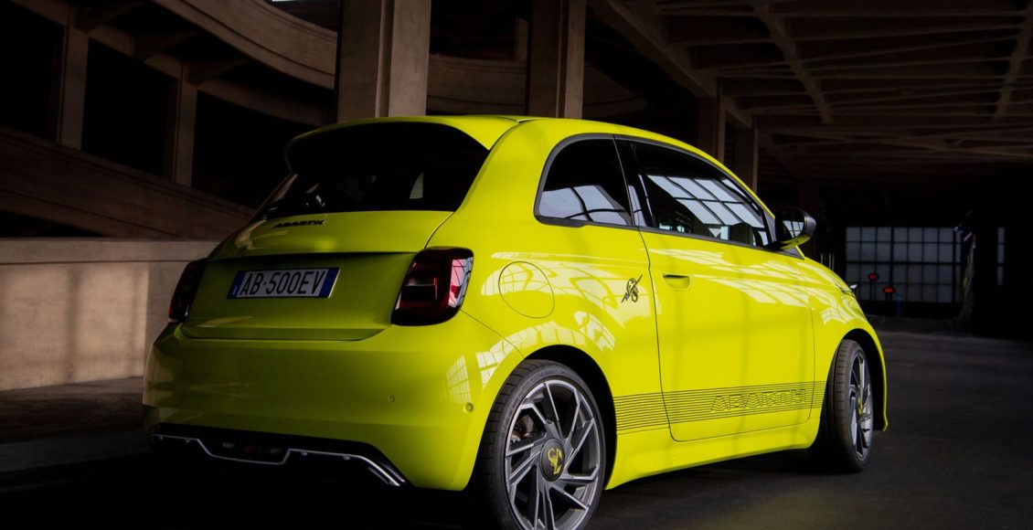 Abarth-500e-17
