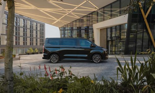 Ford E-Tourneo Custom: con 370 kilómetros de autonomía