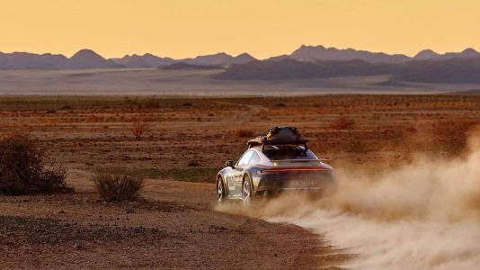 Porsche 911 Dakar 2023: 2.500 unidades del 911 todocamino que no te dejará indiferente