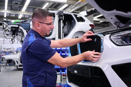 El BMW iX5 Hydrogen arranca su producción en Munich