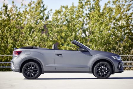 El Volkswagen T-Roc Cabrio recibe la serie limitada "Edition Grey": sólo 999 unidades