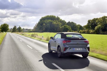 El Volkswagen T-Roc Cabrio recibe la serie limitada "Edition Grey": sólo 999 unidades