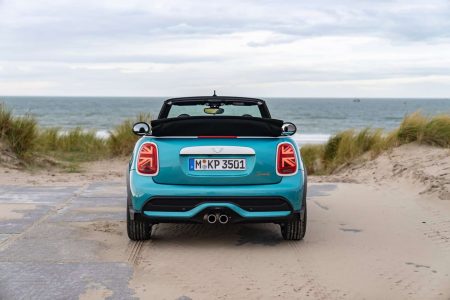 MINI Cabrio Seaside Edition: celebrando el 30 aniversario del descapotable británico