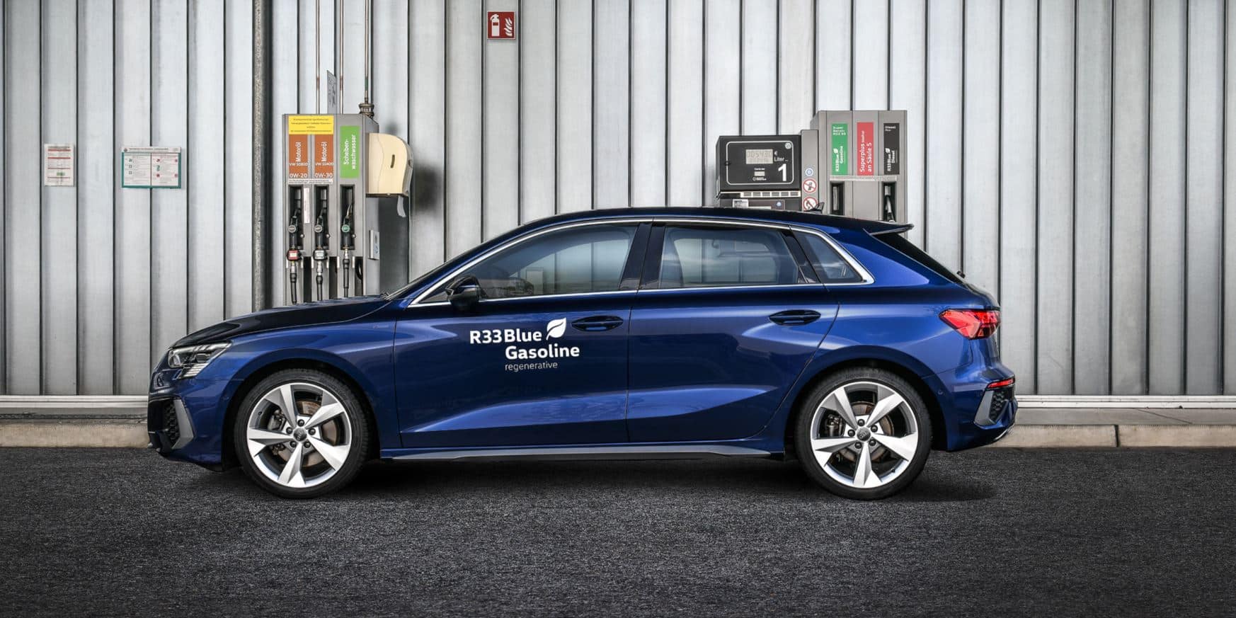 ¿Qué es el combustible R33 que usa Audi en sus coches nuevos cuando los entrega?