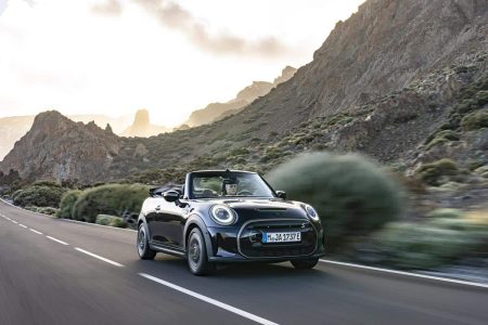 MINI Cooper SE Cabrio: los descapotables eléctricos comienzan a llegar al mercado