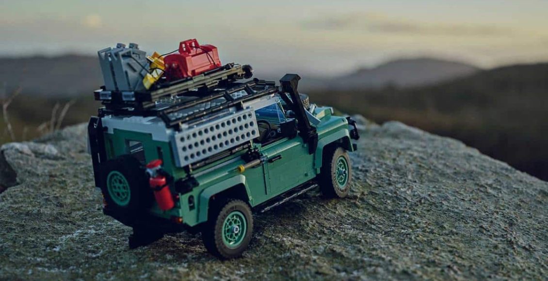 LEGO-Icons-Classic-Land-Rover-Defender-90-6