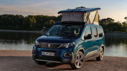 Peugeot e-Rifter Vanderer: camper y eléctrica