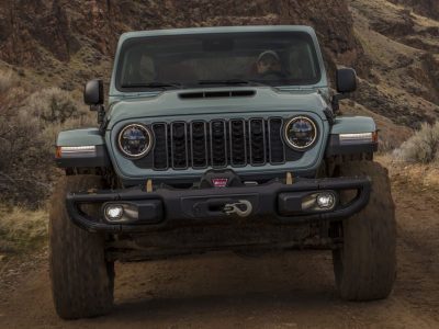 El Jeep Wrangler se pone al día: más equipamiento y cambios estéticos