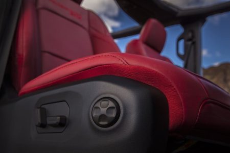 El Jeep Wrangler se pone al día: más equipamiento y cambios estéticos