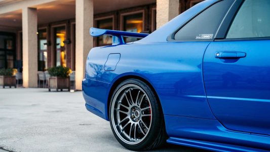 El Nissan Skyline R34 GT-R de Paul Walker en 'Fast 4' sale a subasta