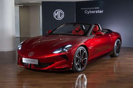 Así es el MG Cyberster al natural: el roadster eléctrico que veremos en 2024