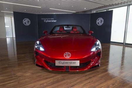 Así es el MG Cyberster al natural: el roadster eléctrico que veremos en 2024