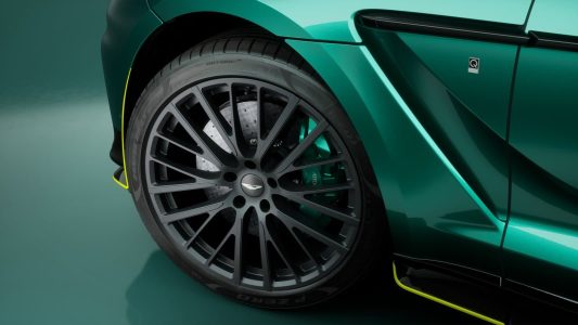 Aston Martin DBX707 AMR23 Edition: Inspirado en el coche médico de la F1