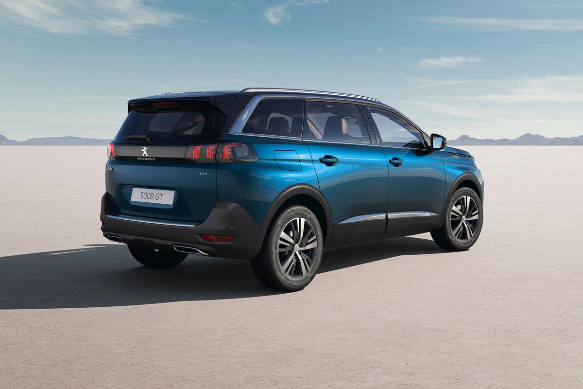 El Peugeot 5008 estrena tecnología MHEV: estos son los precios para España