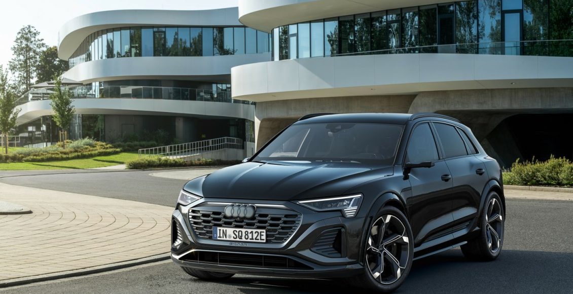audi-sq84