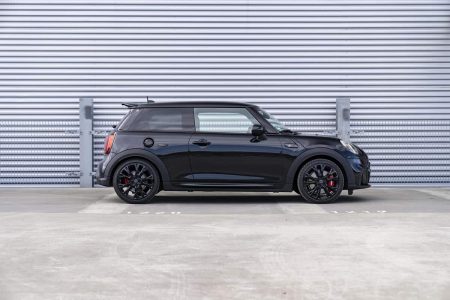 MINI John Cooper Works 1to6 Edition: 999 unidades con cambio manual