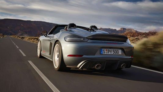 Porsche 718 Spyder RS: el Boxster más radical se despide del motor de combustión interna llegando a las 9.000 rpm