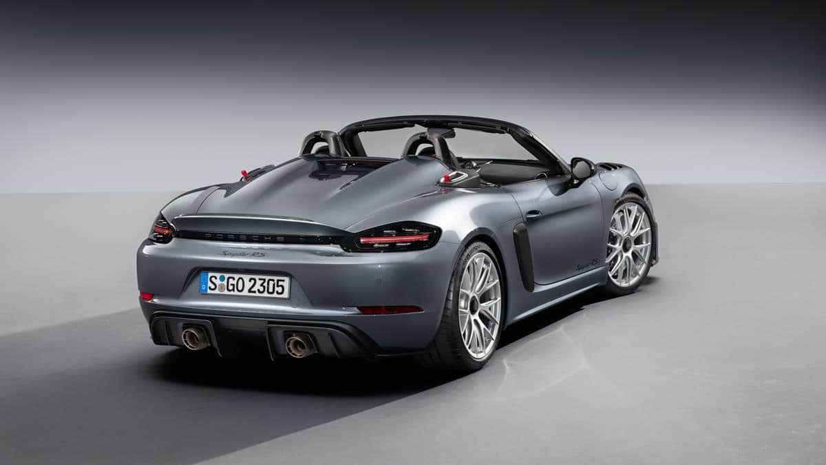 Porsche 718 Spyder RS: el Boxster más radical se despide del motor de combustión interna llegando a las 9.000 rpm