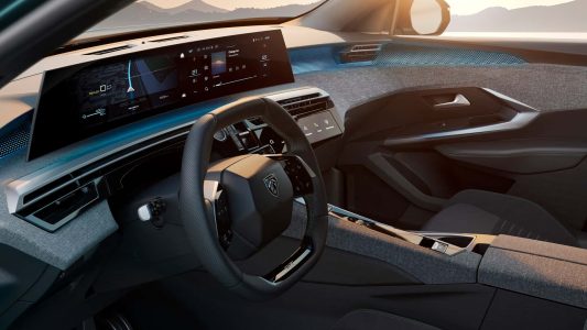 El Panoramic i-Cockpit tendrá una pantalla de 21 pulgadas: lo estrenará el Peugeot 3008 2024