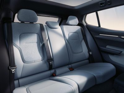 El Volvo EX30 es el nuevo SUV eléctrico asequible que arranca en los 36.000 euros