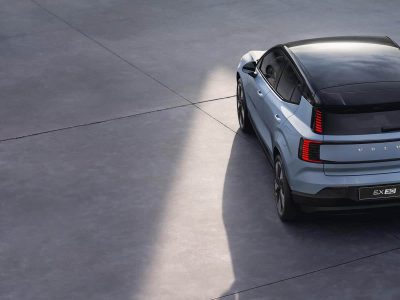 El Volvo EX30 es el nuevo SUV eléctrico asequible que arranca en los 36.000 euros