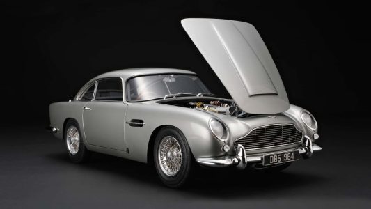 El Aston Martin DB5 Vantage cuesta 21.995 dólares... a escala 1:8