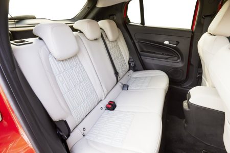 El Fiat 600 ya es oficial: crossover eléctrico con más de 400 kilómetros de autonomía
