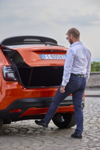 El Fiat 600 ya es oficial: crossover eléctrico con más de 400 kilómetros de autonomía