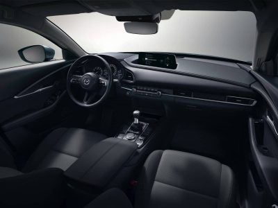 Mazda CX-30 2024: mejoras en conectividad y más equipamiento de seguridad